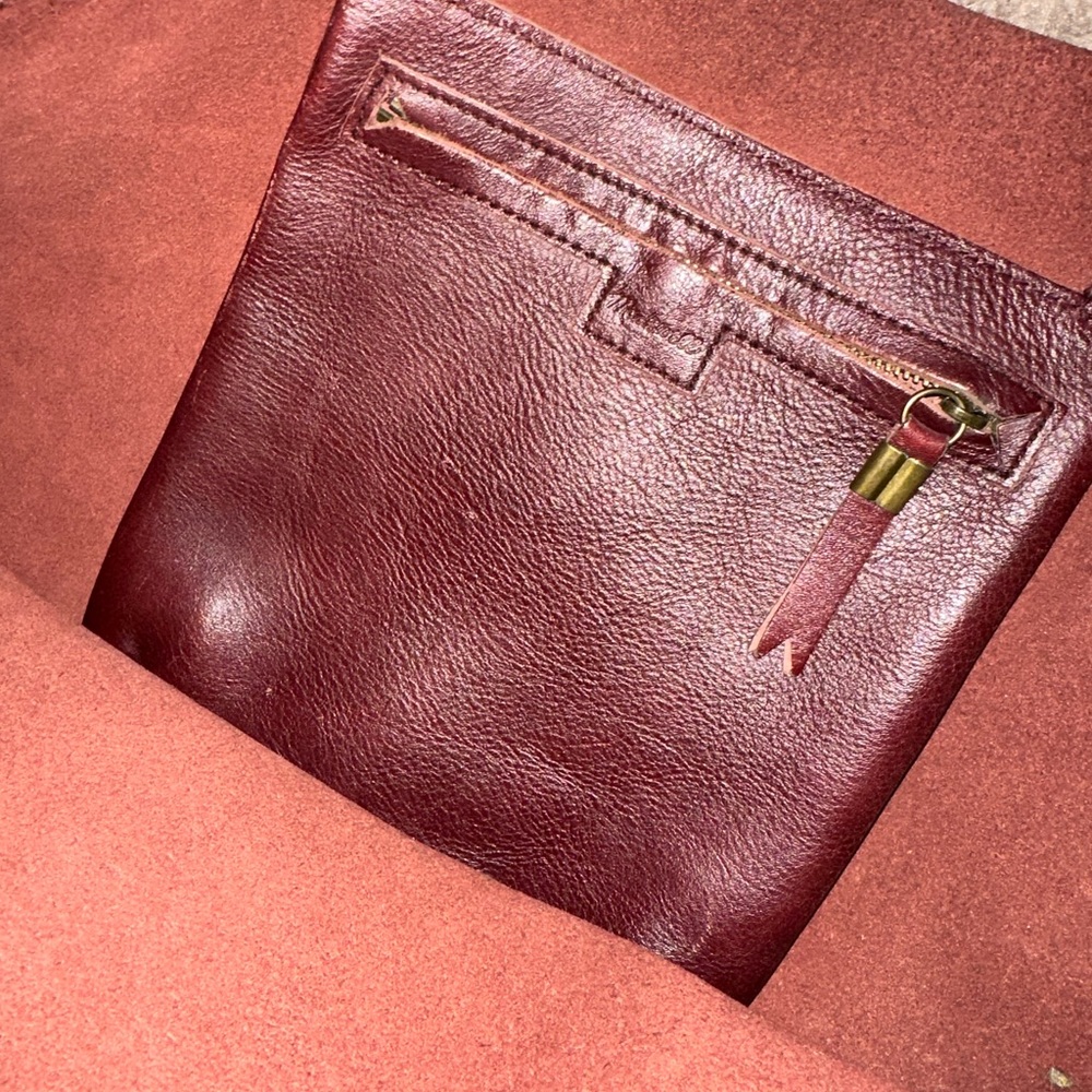 Madewell Tote - Picture 2 of 6